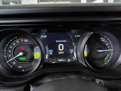 Used 2024 Jeep Wrangler High Altitude AWD/4WD image 22