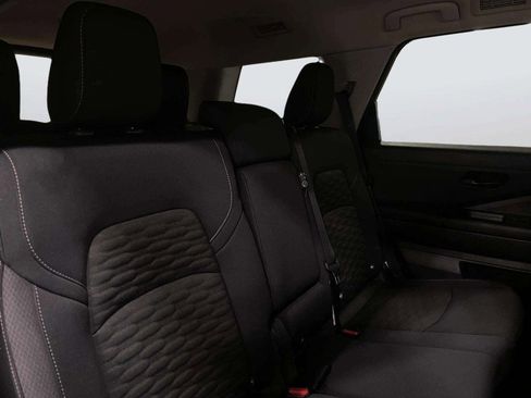Used 2024 Nissan Pathfinder SV AWD/4WD image 31