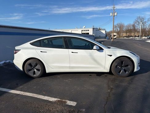 Used 2023 Tesla Model 3 Standard Range image 6