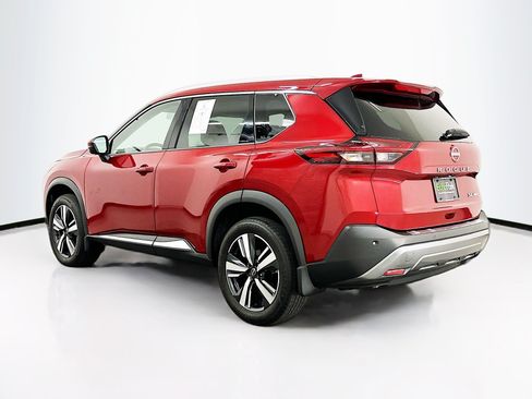 Used 2023 Nissan Rogue SL AWD/4WD image 5