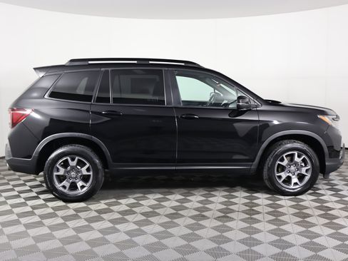 Used 2022 Honda Passport TrailSport image 5