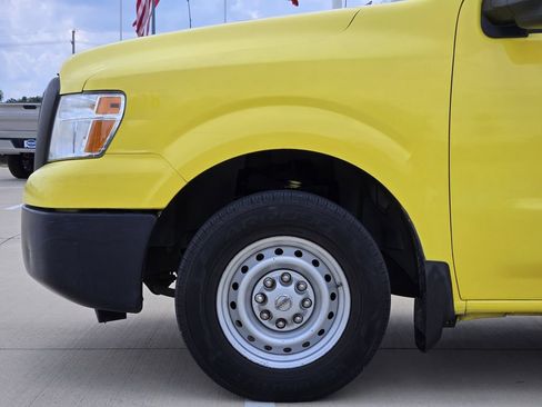 Used 2020 Nissan NV 1500 S RWD image 8