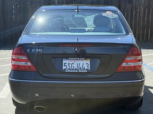 Used 2006 Mercedes-Benz C 230 Sedan image 5