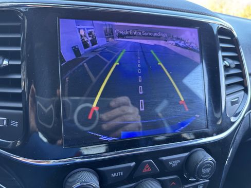 Used 2021 Jeep Grand Cherokee Limited w/ Quick Order Package 28K 80th image 22