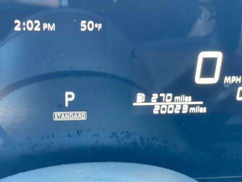 Used 2025 Nissan Kicks SV AWD/4WD image 4