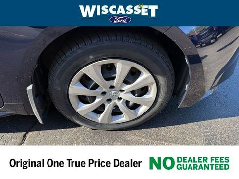 Used 2024 Toyota Corolla LE image 26