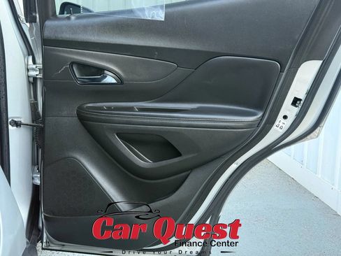 Used 2020 Buick Encore Essence AWD/4WD image 16