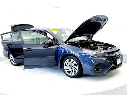 Used 2024 Subaru Legacy Limited image 12