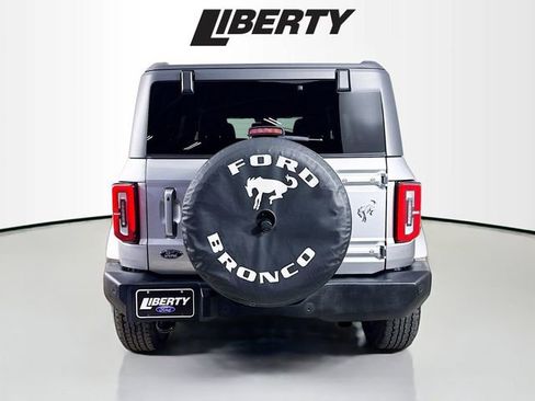 Used 2023 Ford Bronco Outer Banks image 6