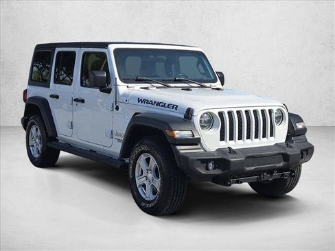 Used 2020 Jeep Wrangler Unlimited Sport S AWD/4WD image 3