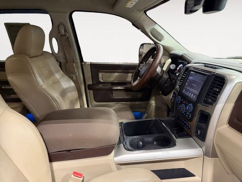 Used 2017 RAM 3500 Laramie w/ Snow Chief Group image 15