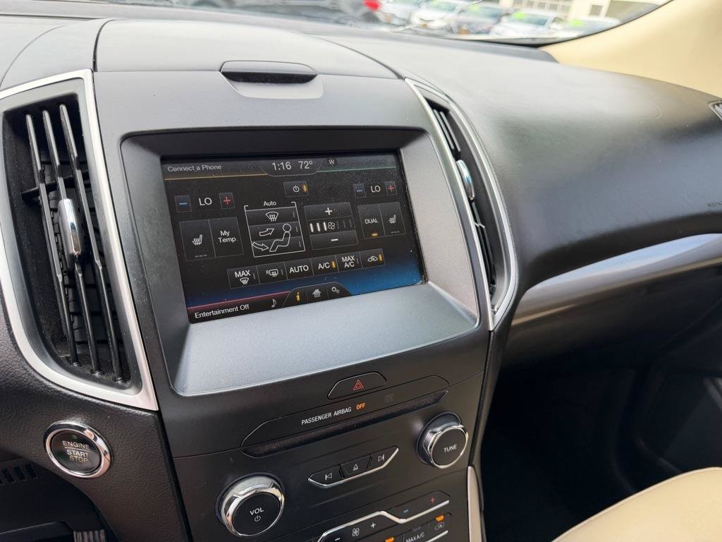 Used 2015 Ford Edge SEL w/ Equipment Group 201A AWD/4WD image 36