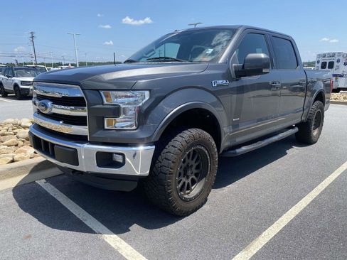Used 2016 Ford F150 Lariat w/ Equipment Group 501A Mid AWD/4WD image 3