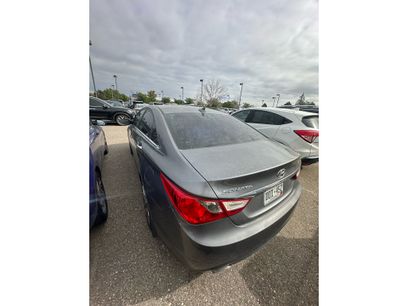 Used 2011 Hyundai Sonata SE w/ Navigation & Sunroof Pkg 4