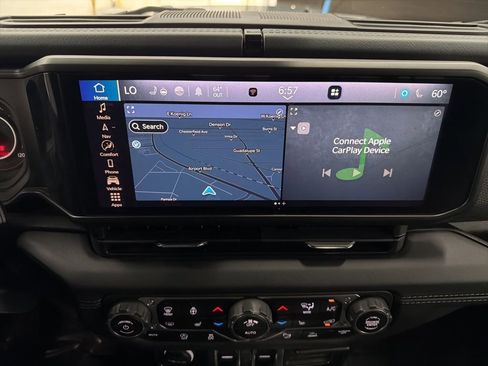 Used 2024 Jeep Wrangler Unlimited Rubicon image 34