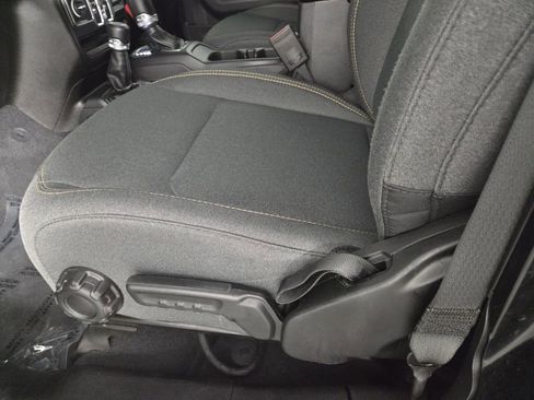 Used 2025 Jeep Wrangler Sahara w/ Safety Group image 14