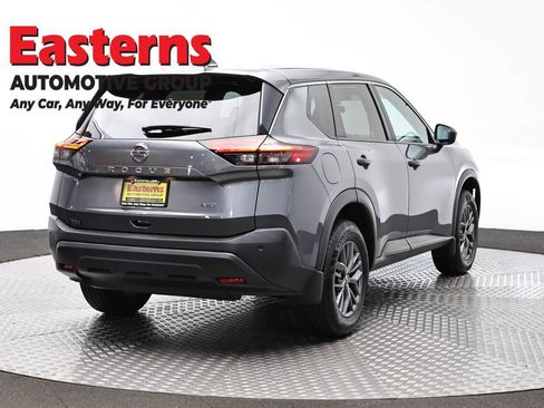 Used 2021 Nissan Rogue S AWD/4WD image 5