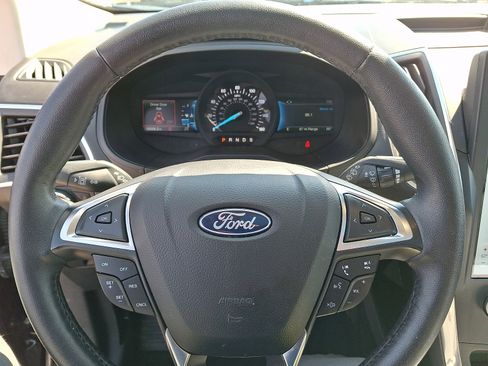 Certified 2023 Ford Edge Titanium image 20