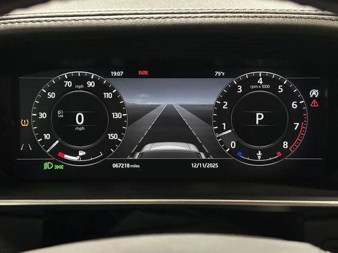 Used 2019 Land Rover Range Rover image 28