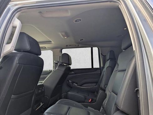 Used 2019 Chevrolet Suburban LT image 13