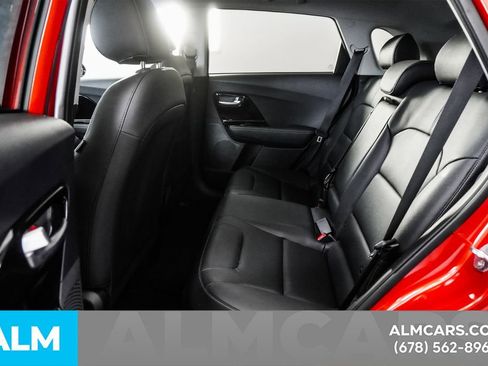 Used 2022 Kia Niro Touring Special Edition image 16