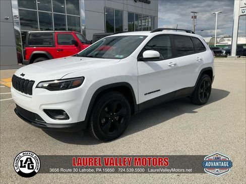 Used 2020 Jeep Cherokee Latitude Plus AWD/4WD image 1