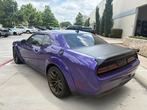 Used 2023 Dodge Challenger SRT Hellcat RWD image 6