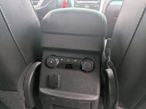 Used 2012 Ford Explorer XLT image 17