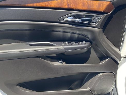 Used 2016 Cadillac SRX Luxury w/ Driver Awareness Package FWD image 21