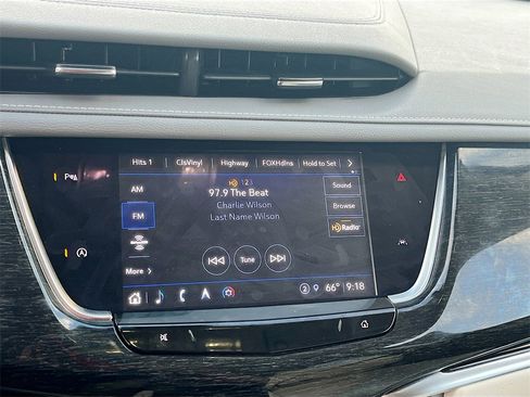 Used 2022 Cadillac XT6 Premium Luxury image 15