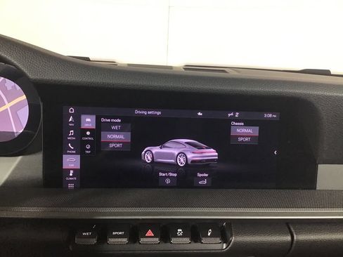 Certified 2021 Porsche 911 Carrera 4 AWD/4WD image 29