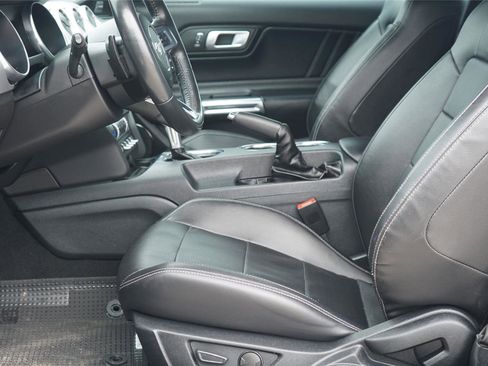 Used 2021 Ford Mustang Premium RWD image 9