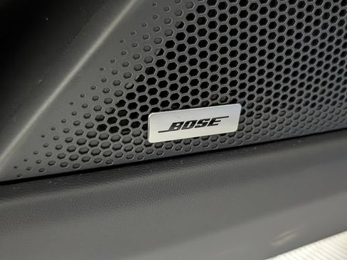 New 2026 Porsche Cayenne Electric AWD/4WD image 30