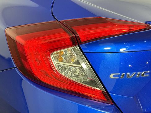 Used 2017 Honda Civic EX-L image 32