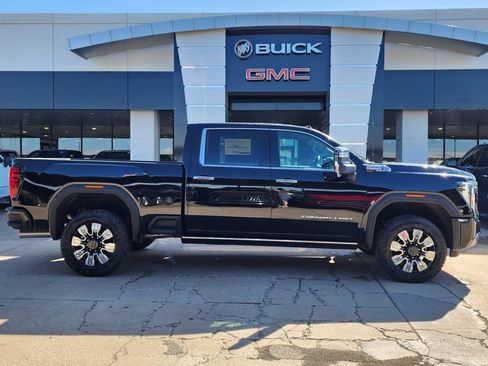 New 2026 GMC Sierra 2500 Denali image 2