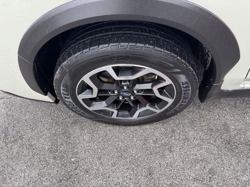 Used 2017 Subaru Crosstrek 2.0i Premium w/ Popular Package #2 image 9