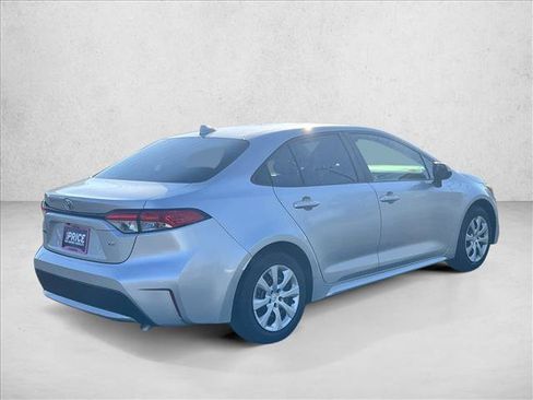 Used 2020 Toyota Corolla LE image 5
