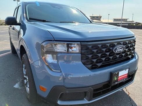 Used 2025 Ford Maverick XLT w/ Equipment Group 302A AWD/4WD image 8