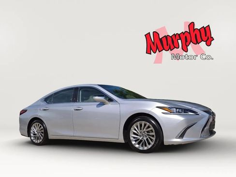 Used 2020 Lexus ES 350 w/ Accessory Package FWD image 4