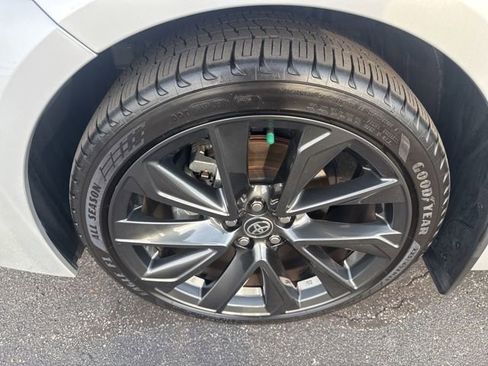 Used 2026 Toyota Corolla SE FWD image 12