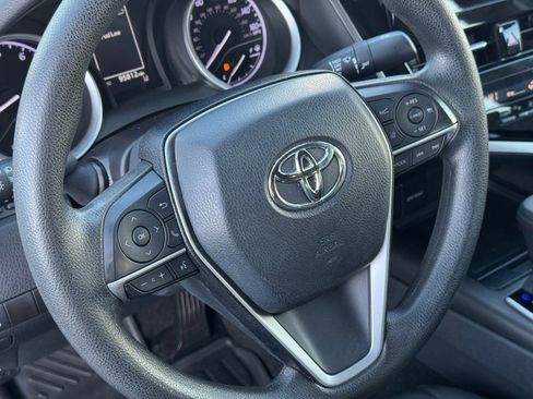 Used 2022 Toyota Camry LE image 15