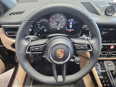 New 2026 Porsche Macan S image 19