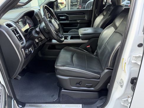 Used 2020 RAM 2500 Laramie w/ Night Edition image 17