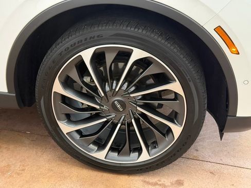 Used 2022 Lincoln Aviator Reserve w/ Equipment Group 201A image 20