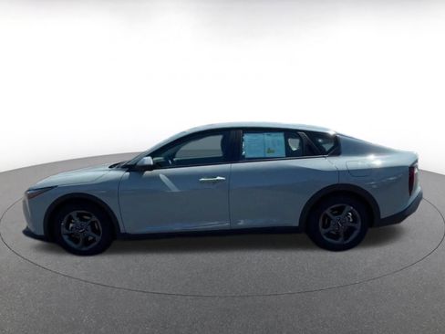 Used 2025 Kia K4 FWD image 9