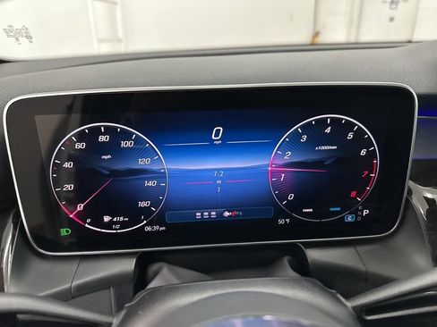 Used 2026 Mercedes-Benz GLC 300 4MATIC image 12
