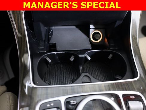 Used 2016 Mercedes-Benz C 300 4MATIC Sedan image 23