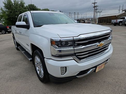 Used 2017 Chevrolet Silverado 1500 High Country image 11
