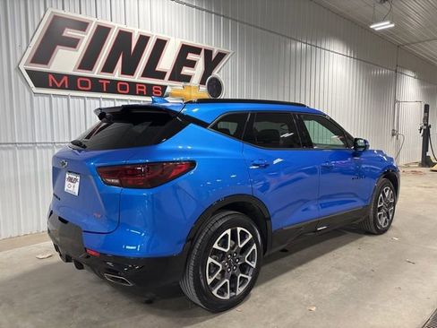 Certified 2024 Chevrolet Blazer RS w/ Enhanced Convenience Package AWD/4WD image 14