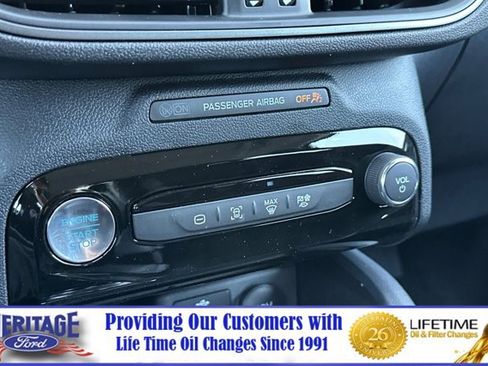 New 2025 Ford Escape SE image 21